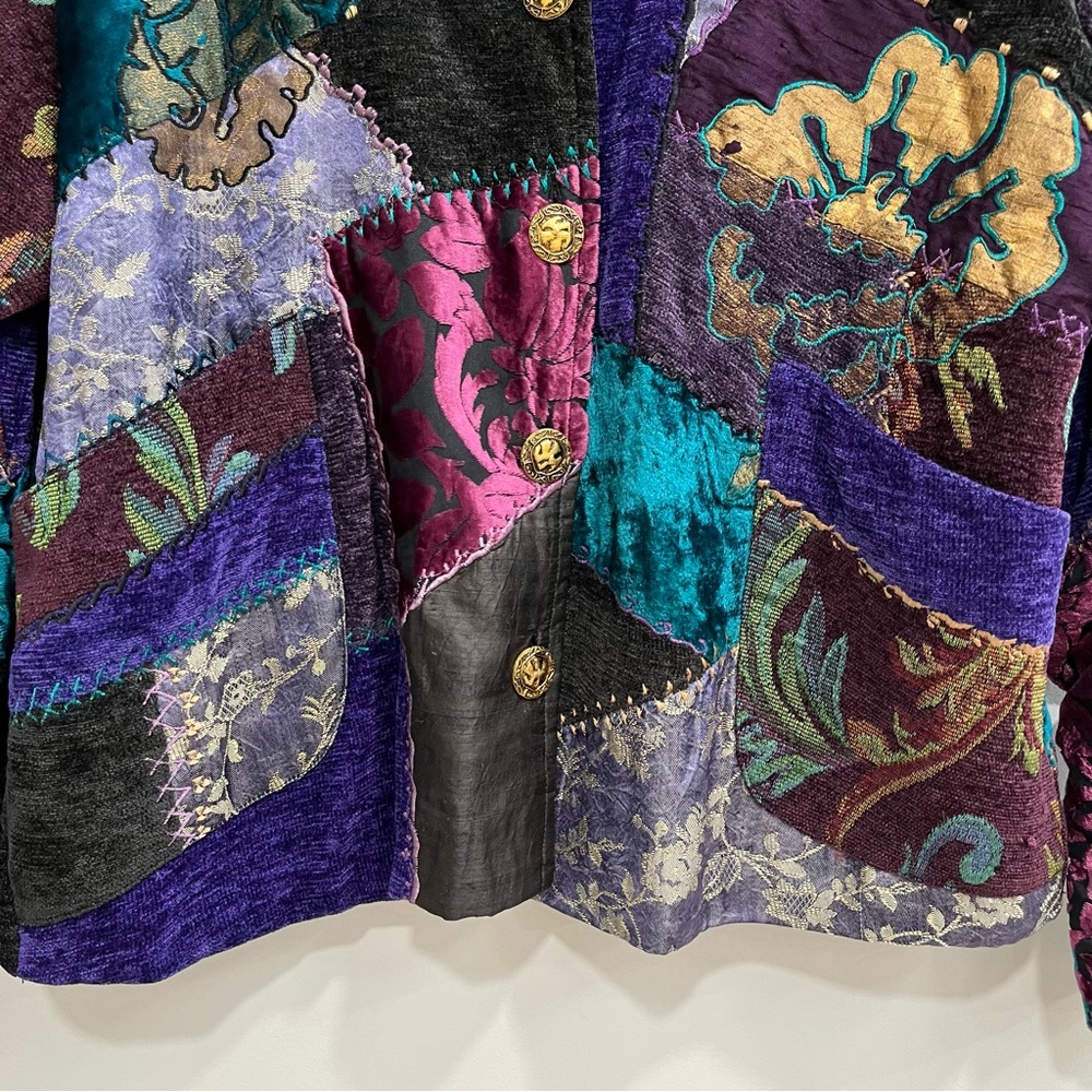 Vintage Tapestry Patch Patchwork Women’s Button U… - image 5